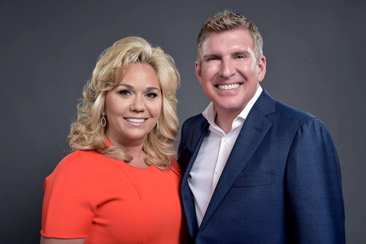 Surprise Announcement: These Two Chrisley Knows Best Stars Secretly Got Married!??